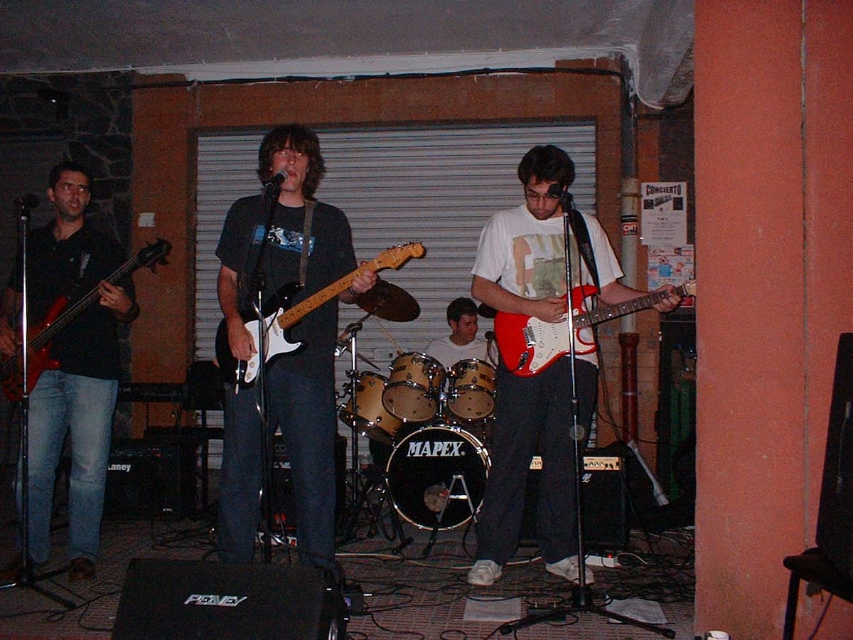 Foto de museo de nuestro primer concierto en 2003, en el barrio bilbaino de San Ignacio. De izquierda a derecha: Iñaki San Millán, Alvaro Baños, Santi Dabrio, Mikel De Vicente